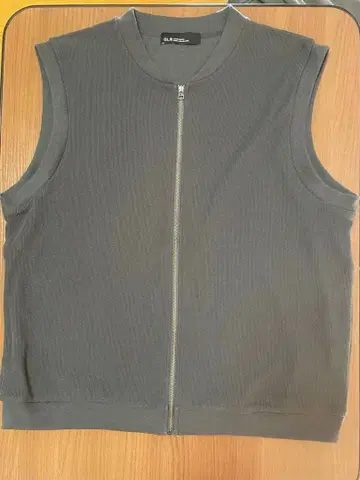 유나이티드 애로우즈 지퍼 베스트 레이어드 T셔츠 그레이