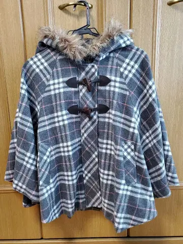 BEGUM 154 체크 무늬 퍼 포함 판초