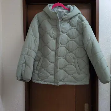 LUPILIEN 라이트 그린 퀼팅 다운 자켓