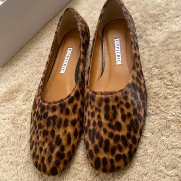 PIPPICHIC 레오파드 무늬 플랫슈즈