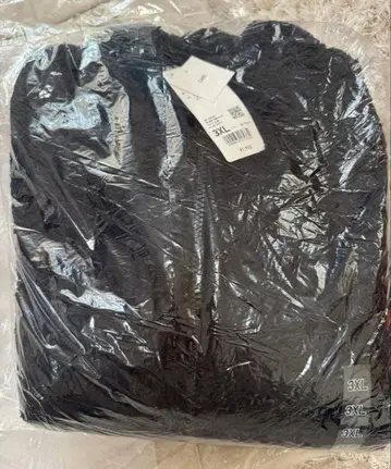 UNIQLO x GU 3XL 자켓과 스커트 세트 판매