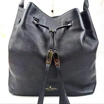 kate spade 블랙 버킷 백