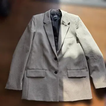 ZARA 테일러드 자켓 체크 무늬 사이즈 M 사이즈