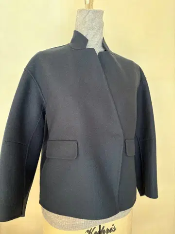 다크 그레이 네이비 노카라 코트