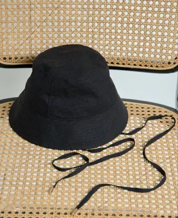 THE PAUSE 버킷햇 블랙