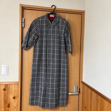 HAI SPORTING GEAR 체크 무늬 반팔 롱 코트