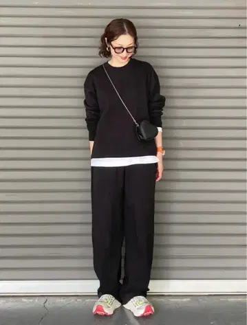 UNIQLO : C 맨투맨 와이드 팬츠 블랙 XS