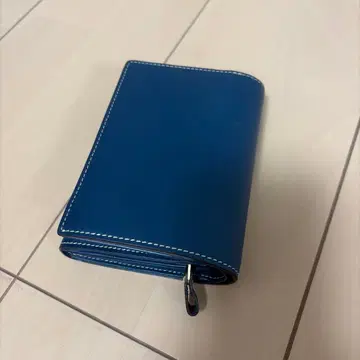 파란색 가죽 접이식 지갑