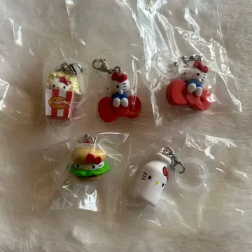 헬로키티 아메리칸 디자인 메지루시 액세서리 세미 컴프