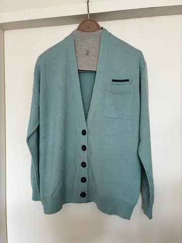 브루넬로쿠치넬리 캐시미어 100% 모니엘 장식 가디건