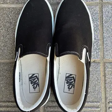VANS 블랙 슬립온