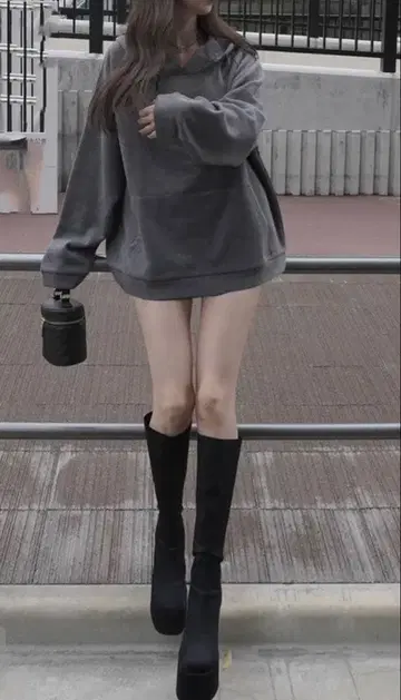 오버 사이즈 후드 맨투맨