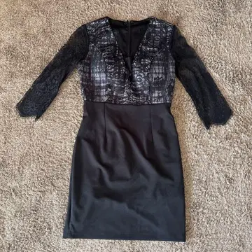 DAZZY 블랙 레이스 긴팔 타이트 원피스