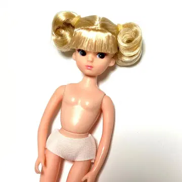 복각판 초대 리카짱 본체만