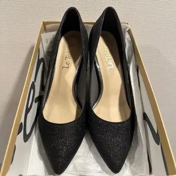 르 탈론 펌프스 라메 블랙