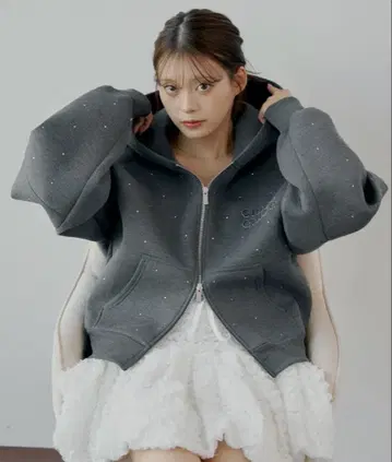 Chico W 지퍼 볼륨 슬리브 후드 후드티