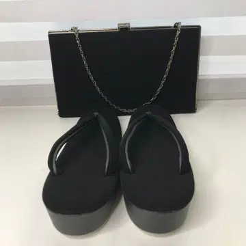 블랙 조리와 클러치백 세트