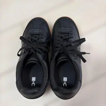 UNIQLO:C 스웨이드 콤비네이션 스니커즈 블랙