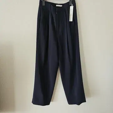 [택 포함 새상품] TOMORROWLAND에서 구매한 팬츠