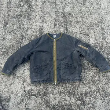 Simply Complicated 봄버 자켓 사이즈 3