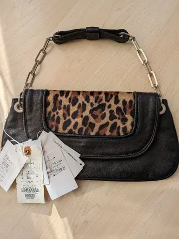카르네 송치 레오파드 무늬 핸드백