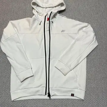 New Balance 골프 후드티 사이즈 4 화이트