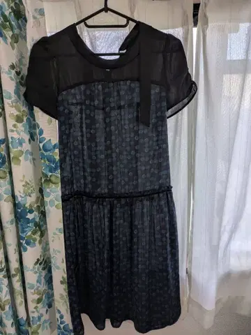 쿠미쿄쿠 도트 무늬 세레모니 원피스