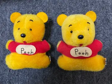 쇼와 레트로 곰돌이 푸 인형 배지 2개