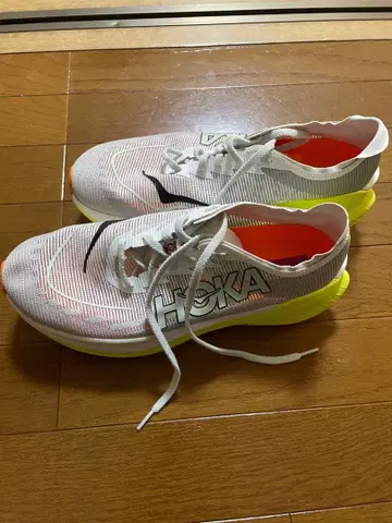 HOKA 러닝화 [ 28cm ]