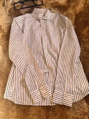 새상품급 TAKEO KIKUCHI 스트라이프 보터햇 패턴 셔츠 사이즈 M