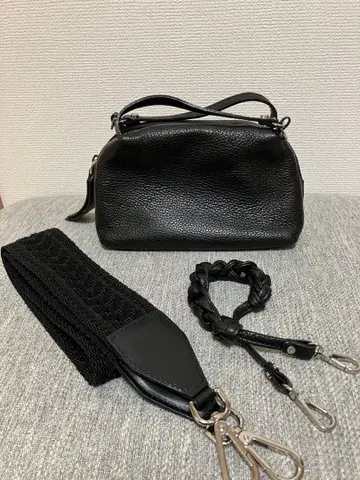 [ GIANNI CHIARINI ] 블랙 숄더백