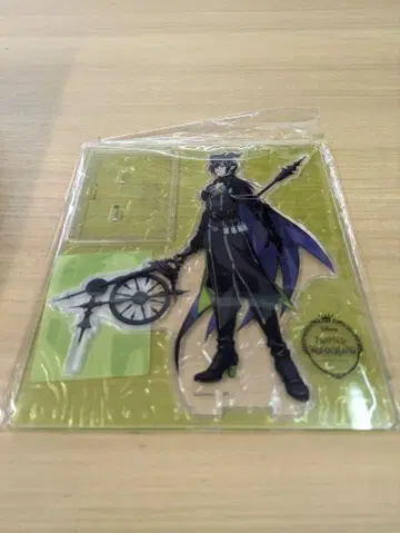 트위스테 V2 아트 아크릴 스탠드 말레우스 드라코니아