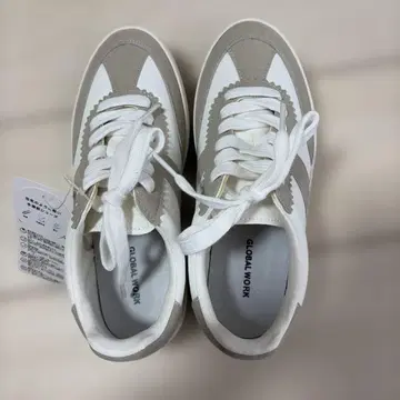 GLOBAL WORK 에어칼 클래식 스니커즈 화이트 S 사이즈