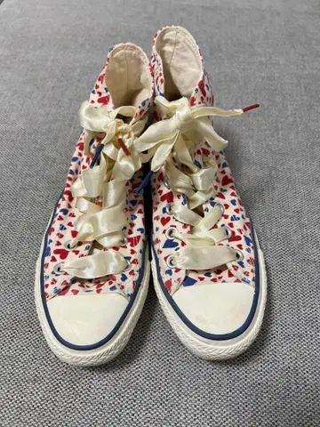 CONVERSE ALL STAR 하트 무늬 스니커즈