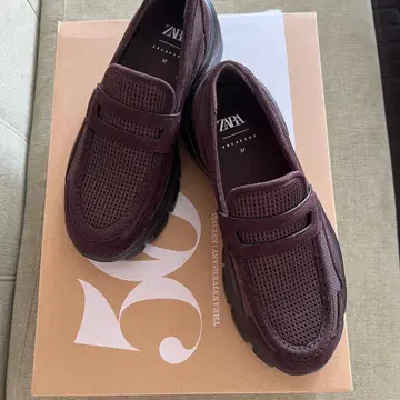 ZARA 다크 브라운 스니커즈 37