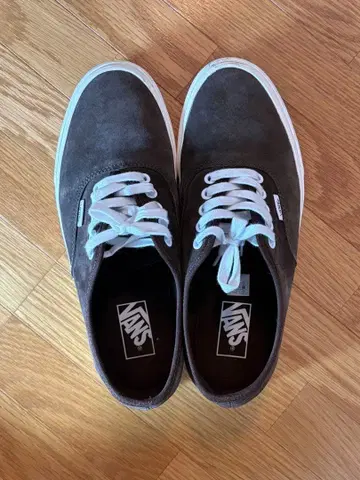 Vans 오센틱 브라운