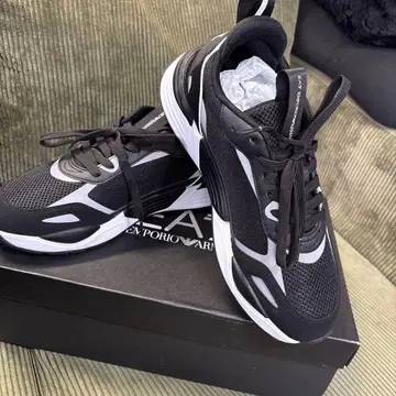 EA7 엠포리오 아르마니 스니커즈 블랙/화이트