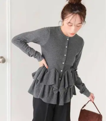 titivate 프릴 헴 니트 가디건