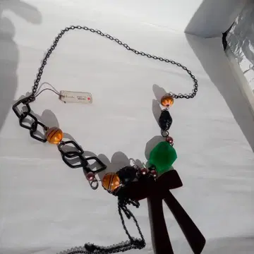 유니크 디자인 목걸이