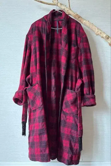 체크 무늬 롱 코트