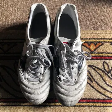 미즈노 축구 스파이크 모렐리아 네오