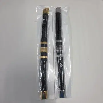 [ 새상품 2세트 ] 뜨개질 가죽 팔찌 골드 실버