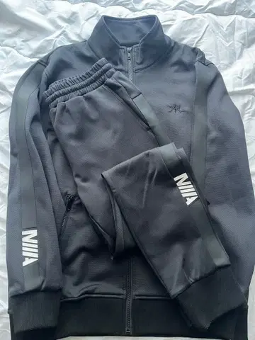 matinavenir 셋업 상하의