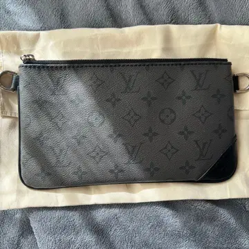 블랙 가죽 파우치