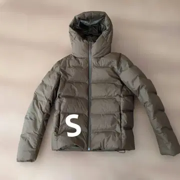 [ 새상품급 ] 유니클로 심리스 다운 S 브라운