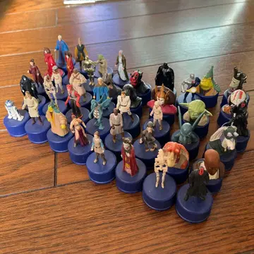 스타 워즈 병뚜껑 피규어 세트 42개