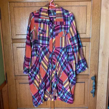 [ 체크 무늬 긴팔 셔츠