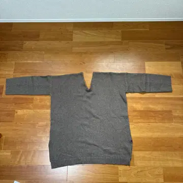 MOUSSY 브라운 V넥 셋업