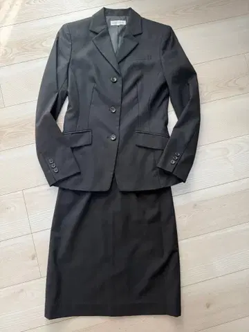 Hartford 취업 정장 블랙 취업활동 면접