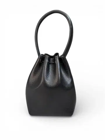 카즈야 후지사쿠 레반 가죽 복조리 백